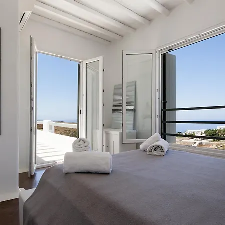 Vanilla Mykonos 4br Heated Pool Fanári